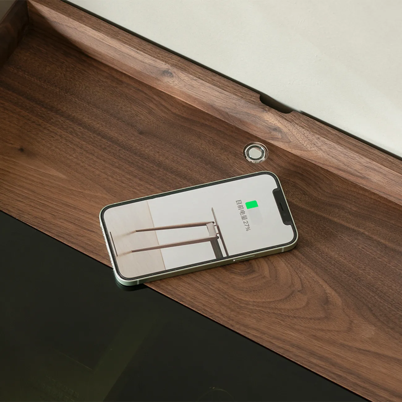 Прикроватная тумба с подсветкой и беспроводной зарядкой WOODSTIK 35639-29