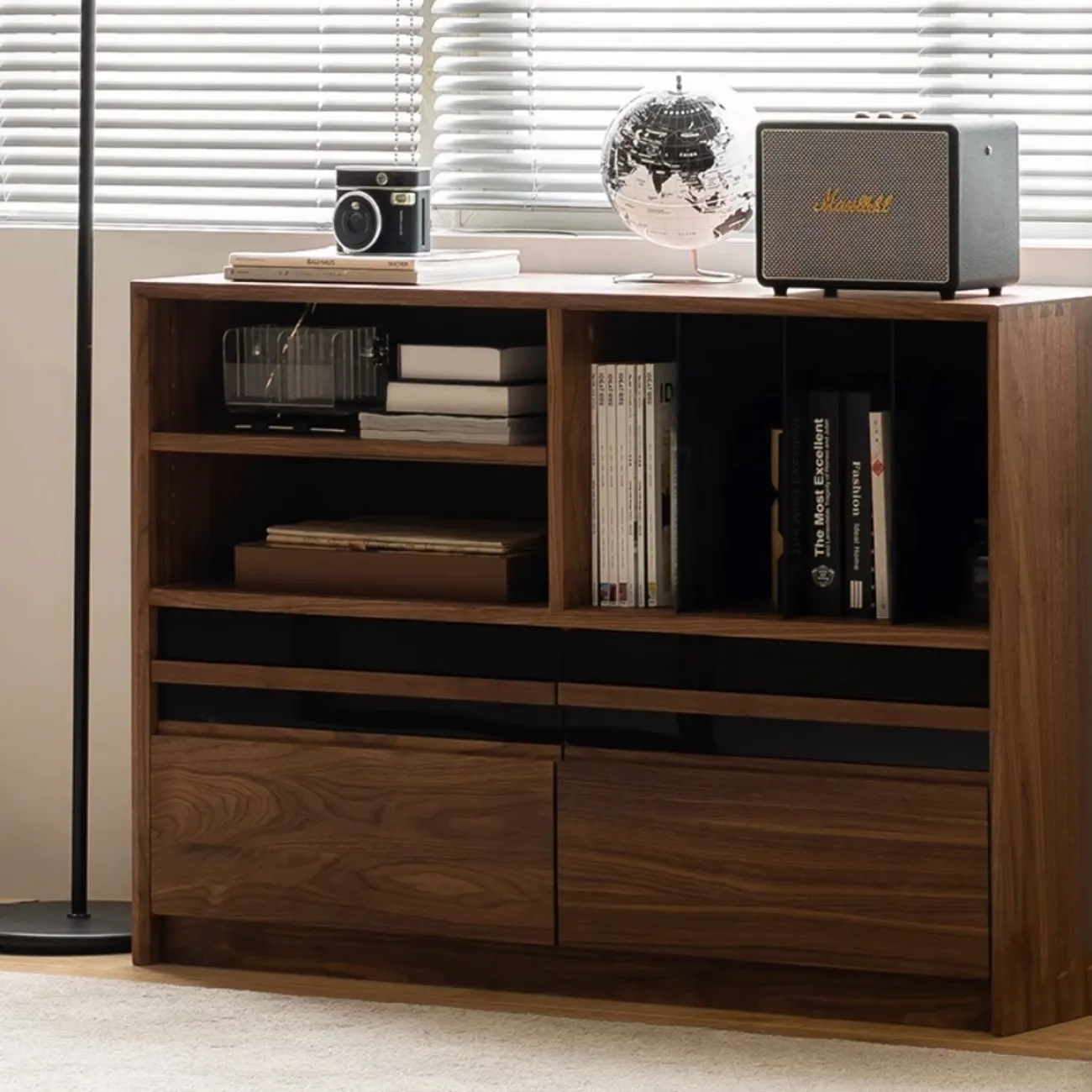 Книжный комод со стеклянной дверью WOODSTIK Nordic 35640-29