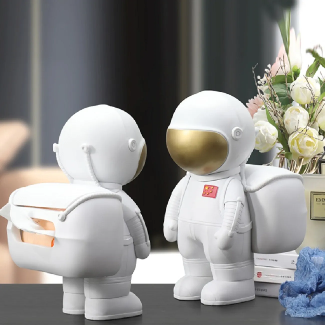 Настольная статуэтка Spaceman ручной росписи Настольная статуэтка Spaceman ручной росписи