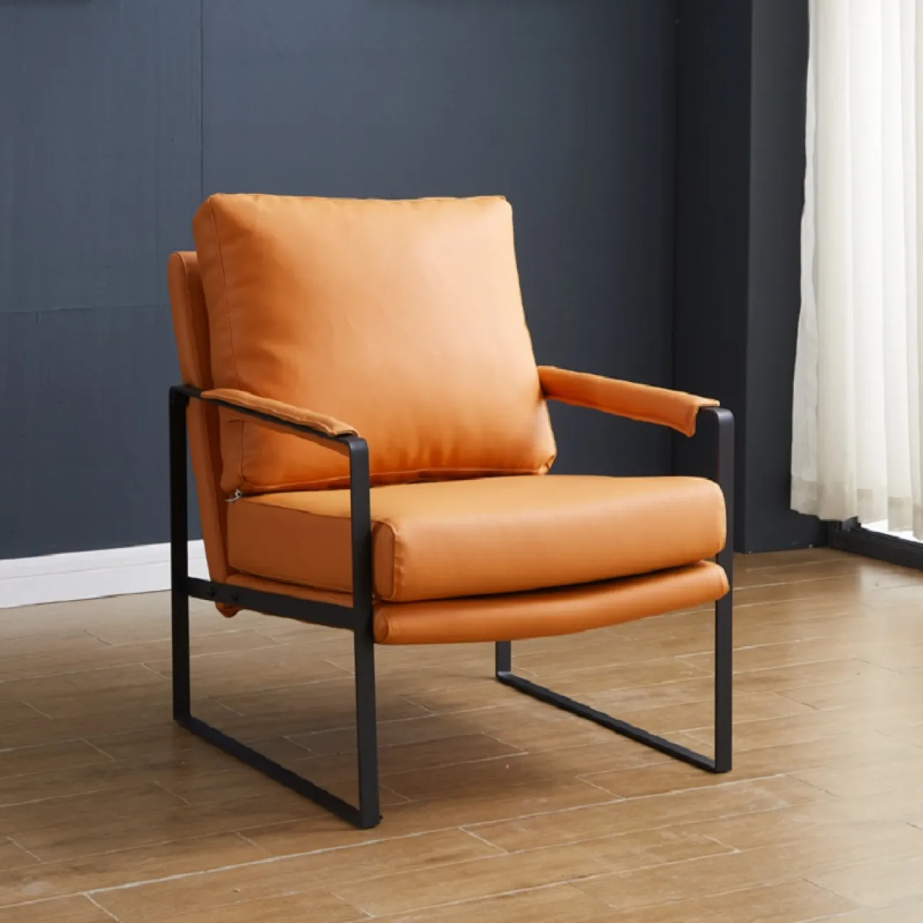 Дизайнерский стул с подлокотниками Scene Display Дизайнерский стул с подлокотниками Scene Display