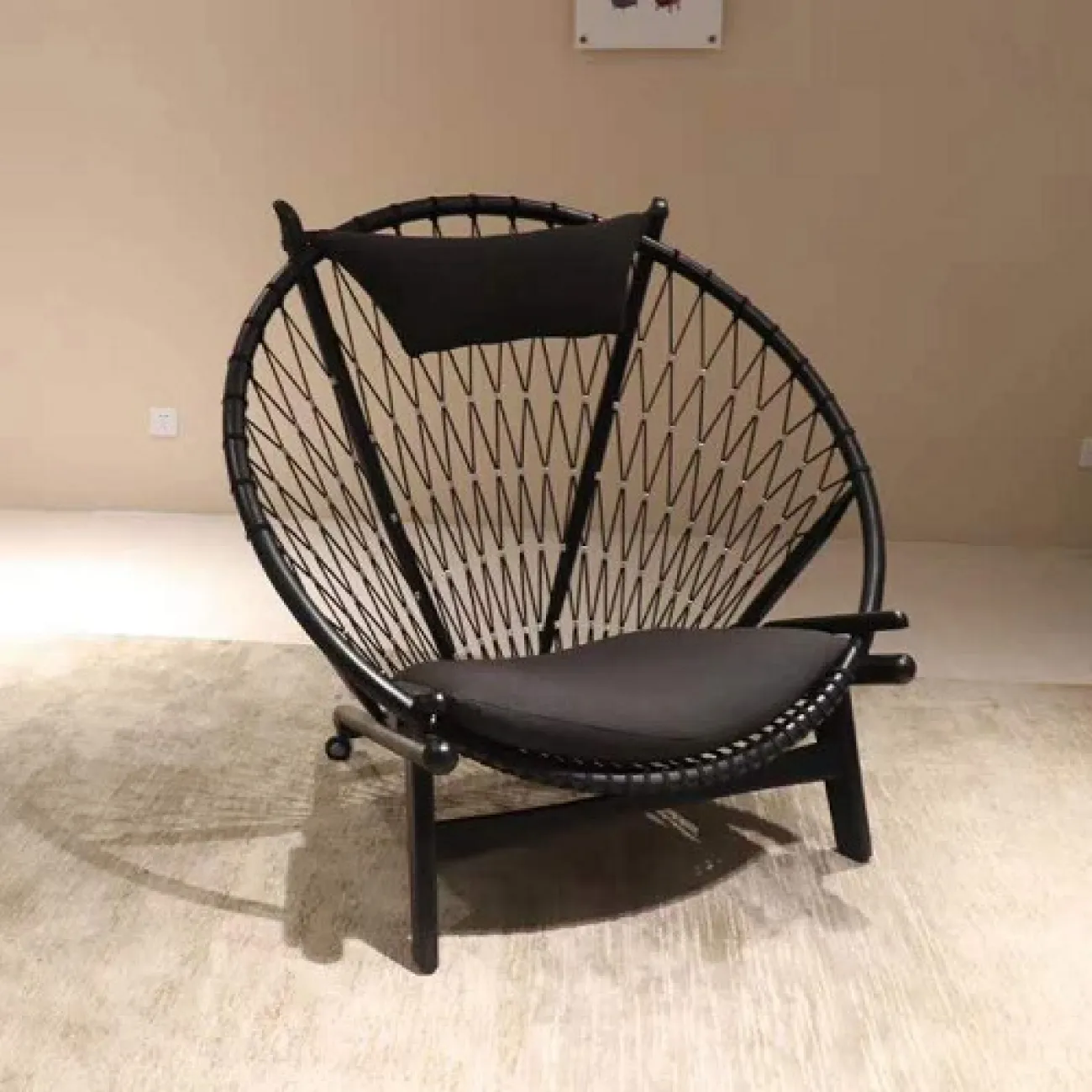 Плетенный стул шезлонг из натурального дерева Sheikh